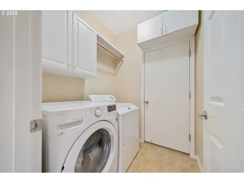 1801 N Falcon Drive Ridgefield WA 98642
