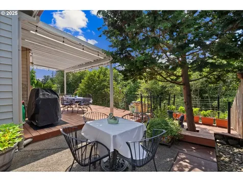 1801 N Falcon Drive Ridgefield WA 98642