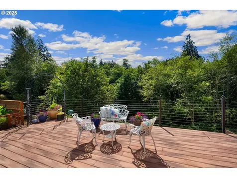 1801 N Falcon Drive Ridgefield WA 98642
