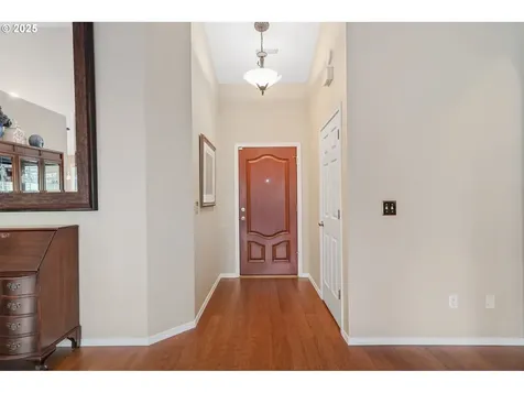 1801 N Falcon Drive Ridgefield WA 98642