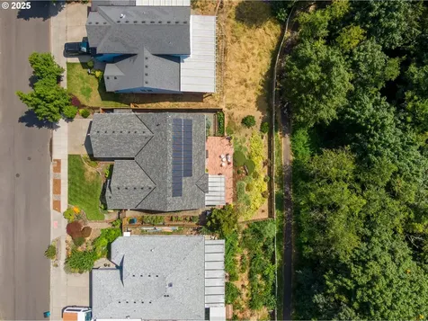 1801 N Falcon Drive Ridgefield WA 98642