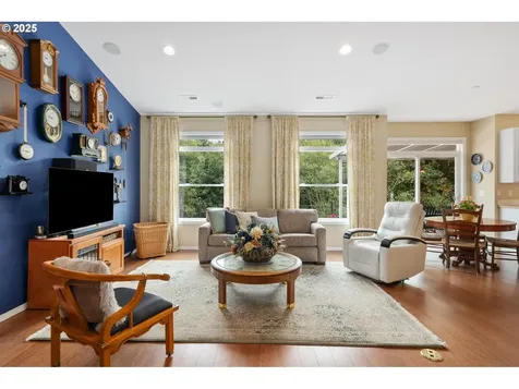 1801 N Falcon Drive Ridgefield WA 98642