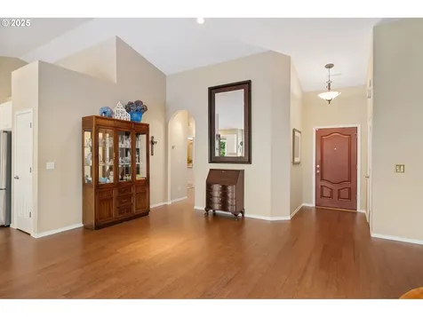 1801 N Falcon Drive Ridgefield WA 98642
