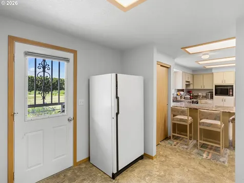 31800 S Goodtime Road Molalla OR 97038