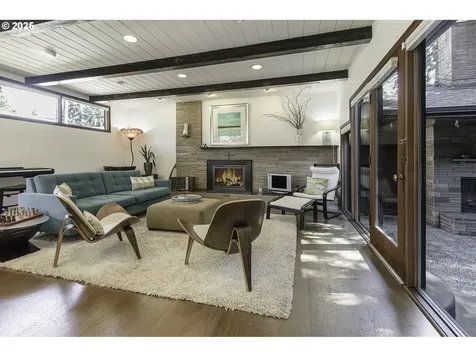 4204 NE Maywood Place Portland OR 97220