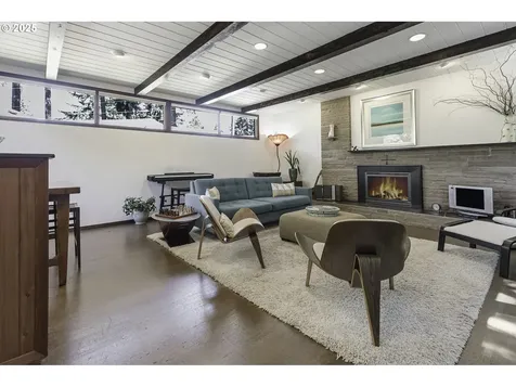 4204 NE Maywood Place Portland OR 97220