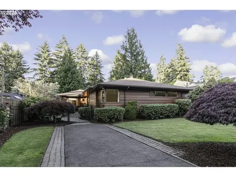 4204 NE Maywood Place Portland OR 97220