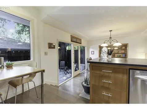 4204 NE Maywood Place Portland OR 97220