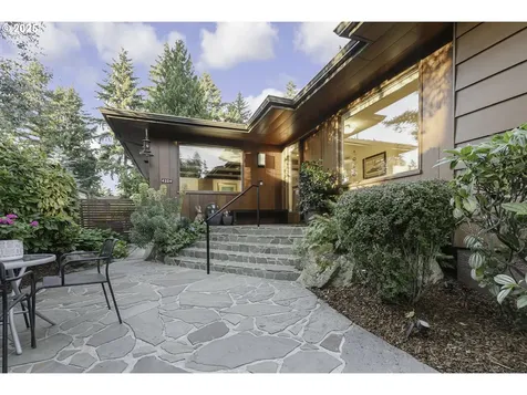 4204 NE Maywood Place Portland OR 97220