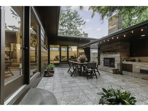 4204 NE Maywood Place Portland OR 97220