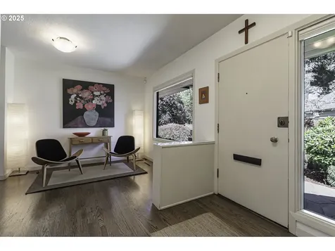 4204 NE Maywood Place Portland OR 97220