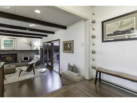 4204 NE Maywood Place Portland OR 97220