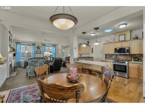 1075 NE Hudspeth Lane Prineville OR 97754