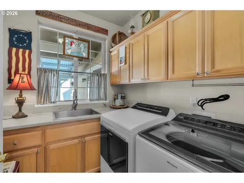 1075 NE Hudspeth Lane Prineville OR 97754