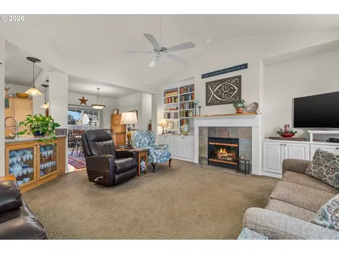 1075 NE Hudspeth Lane Prineville OR 97754