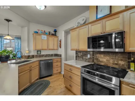 1075 NE Hudspeth Lane Prineville OR 97754