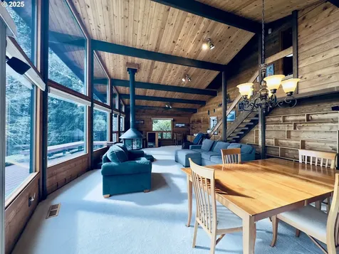130 Glory Road Woodland WA 98674