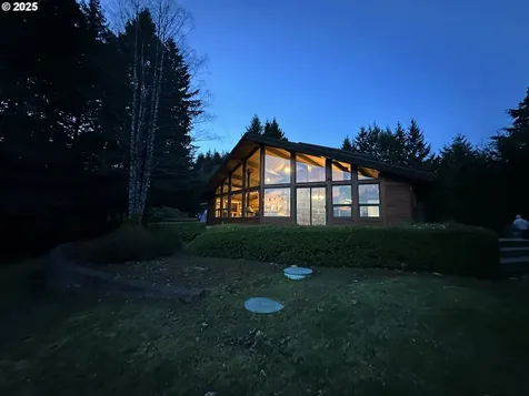 130 Glory Road Woodland WA 98674