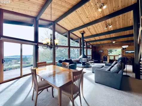 130 Glory Road Woodland WA 98674