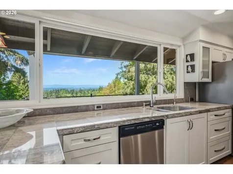 65 NW 86th Avenue Portland OR 97229