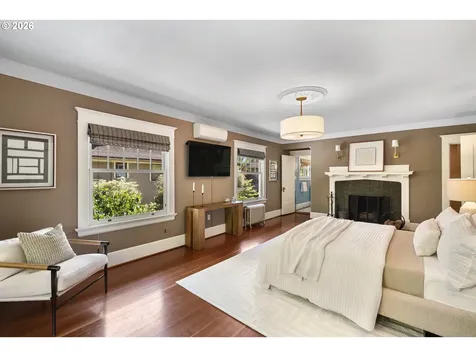 2343 NE 21st Avenue Portland OR 97212