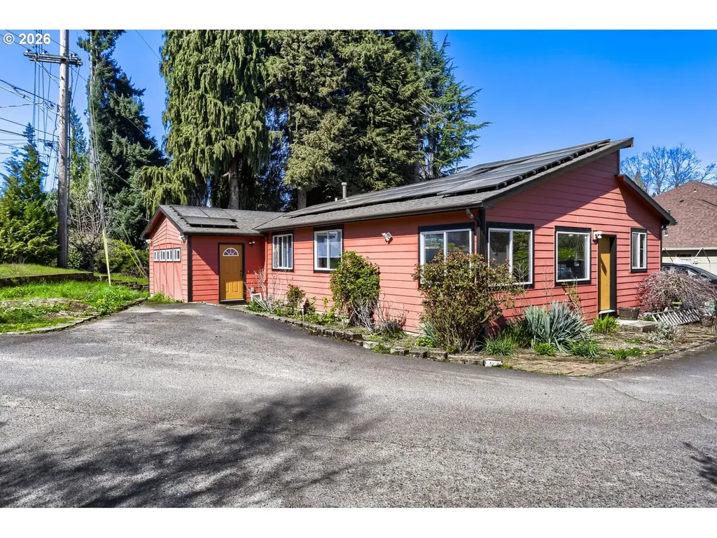 7817 SE Strawberry Lane Milwaukie OR 97267