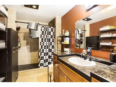 7817 SE Strawberry Lane Milwaukie OR 97267