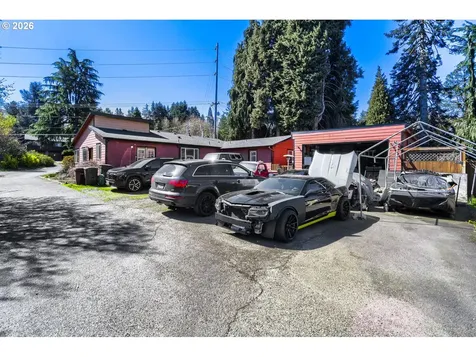 7817 SE Strawberry Lane Milwaukie OR 97267