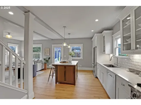 3334 NE 30th Avenue Portland OR 97212