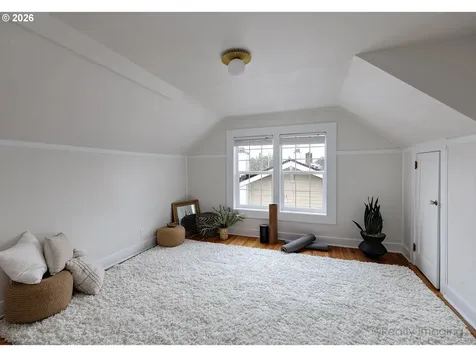 7325 SE 22nd Avenue Portland OR 97202