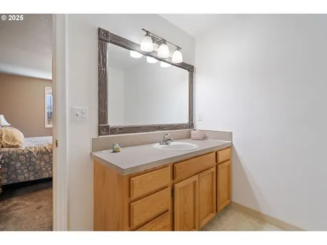 12904 NE 55th Street Vancouver WA 98682