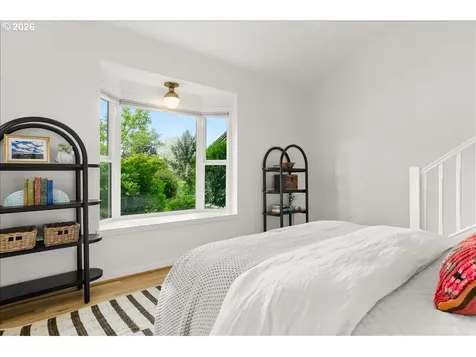 7835 SW Westgate Way Portland OR 97225