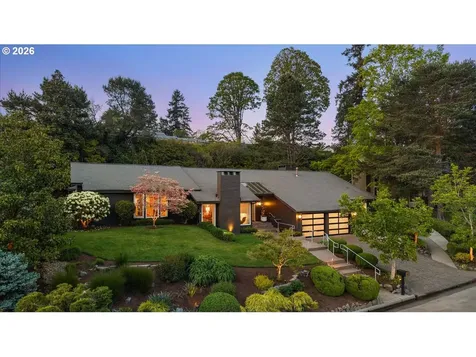 7835 SW Westgate Way Portland OR 97225