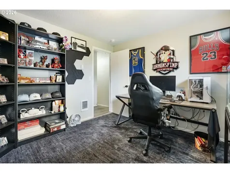 196 Balboa Loop Kelso WA 98626