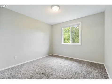 196 Balboa Loop Kelso WA 98626