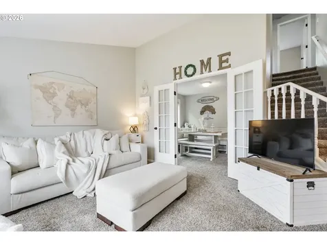 196 Balboa Loop Kelso WA 98626