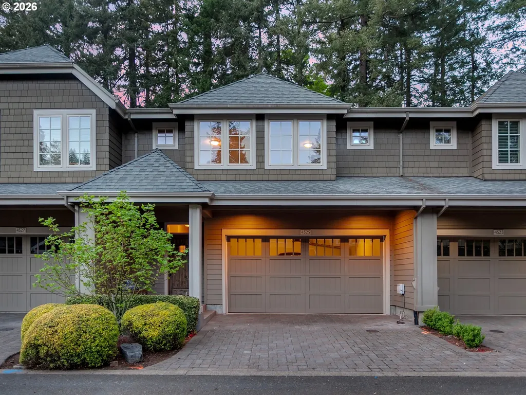 4525 Trillium Woods Lake Oswego OR 97035