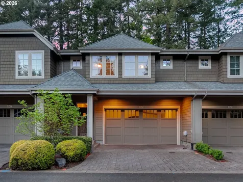 4525 Trillium Woods Lake Oswego OR 97035
