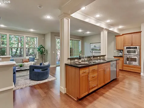 4525 Trillium Woods Lake Oswego OR 97035