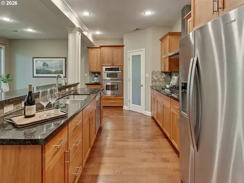 4525 Trillium Woods Lake Oswego OR 97035