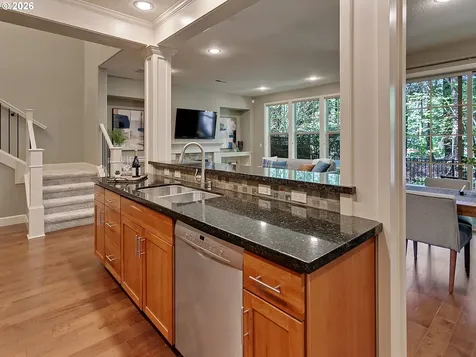 4525 Trillium Woods Lake Oswego OR 97035