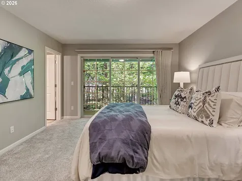 4525 Trillium Woods Lake Oswego OR 97035