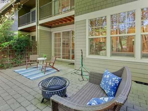 4525 Trillium Woods Lake Oswego OR 97035