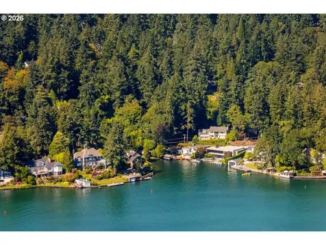 4525 Trillium Woods Lake Oswego OR 97035