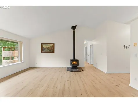 720 SW Pioneer Court Willamina OR 97396