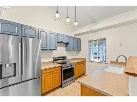 720 SW Pioneer Court Willamina OR 97396