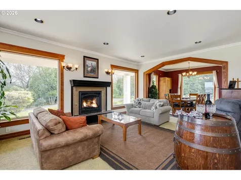 16175 NE Major Lane Yamhill OR 97148