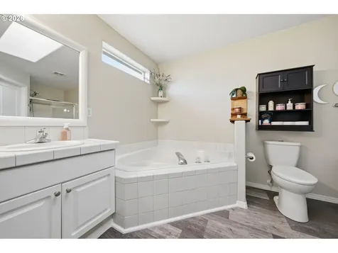 5475 L Street Washougal WA 98671