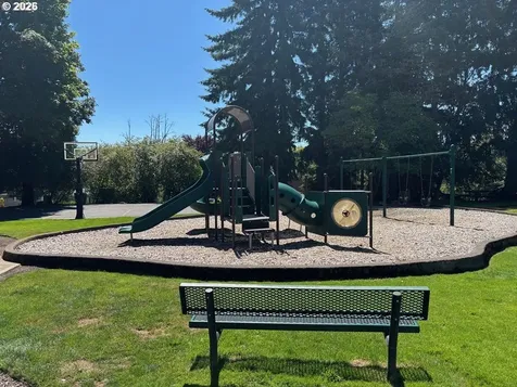 5475 L Street Washougal WA 98671