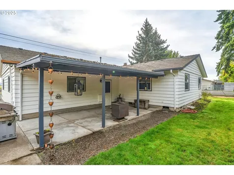 2601 Walker Road NE Salem OR 97305
